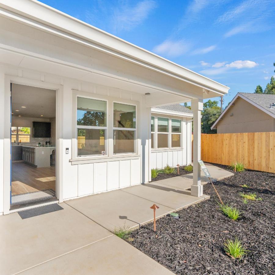 Newly Built Murphys Modern Retreat Eksteriør bilde