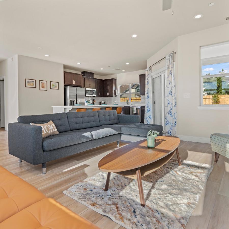 Newly Built Murphys Modern Retreat Eksteriør bilde